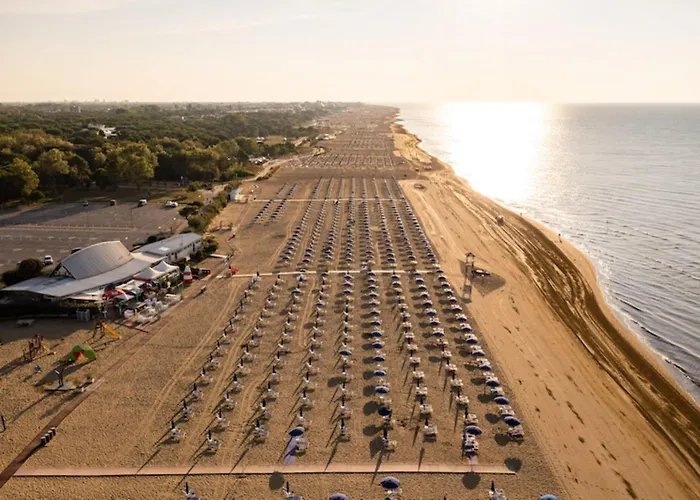 Peaceful With A Huge Terrace - Beahost Apartment Bibione